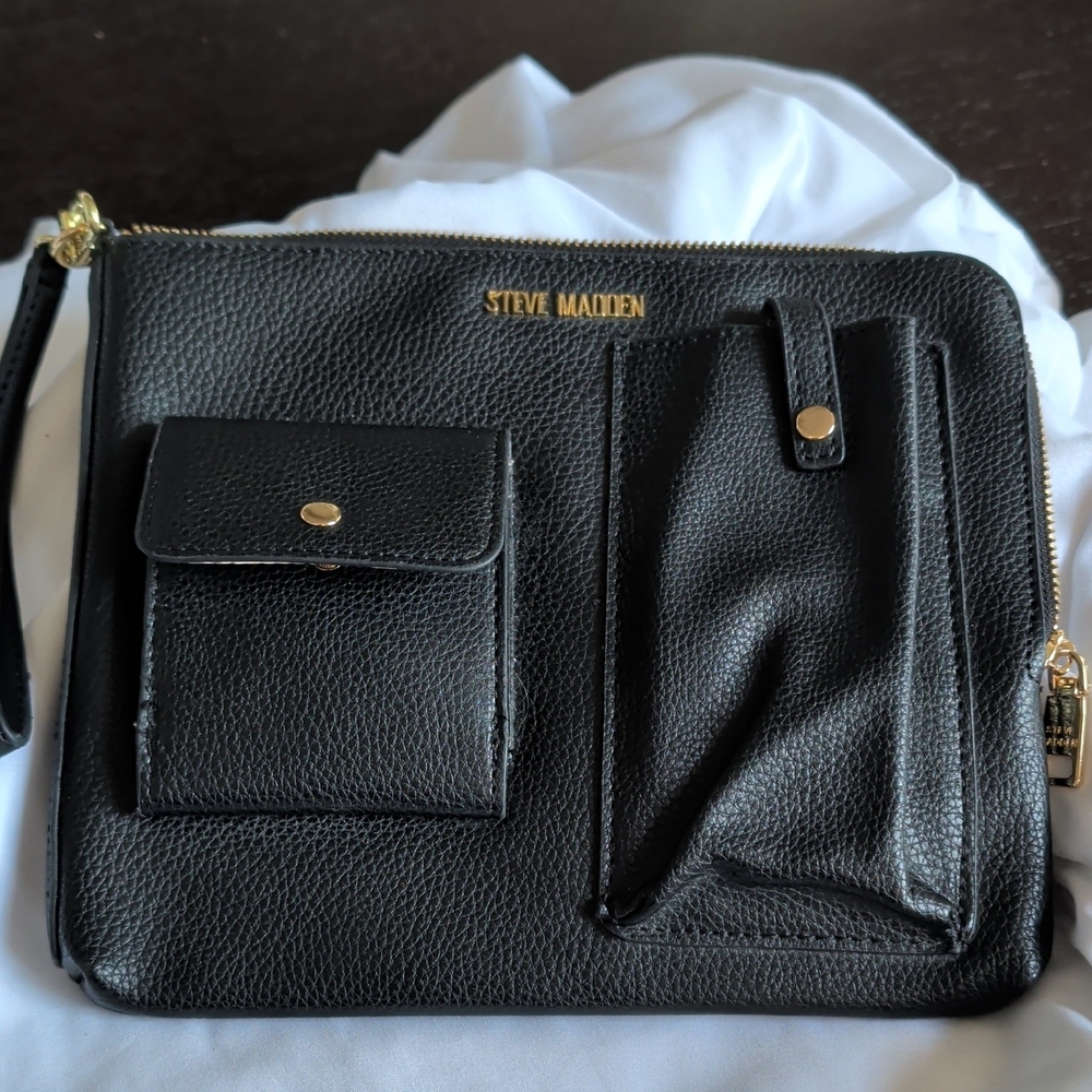 Steve Madden Black Pebbled Leather Wristlet Pouch with Gold Hardware
